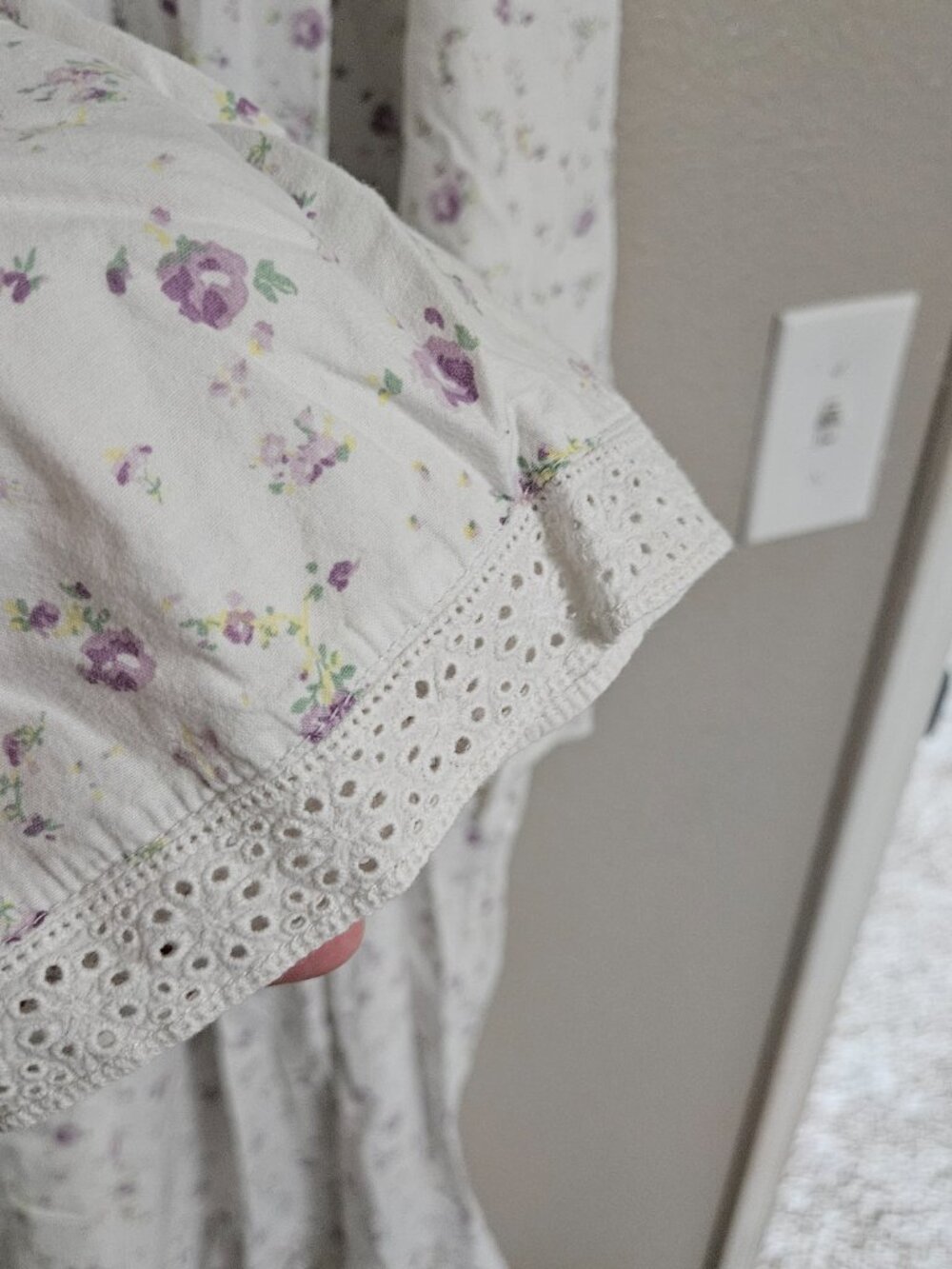 Romantic nightgown - Picture 6 of 8
